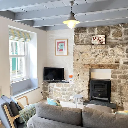 The Bolthole, A Cosy, Contemporary Cottage! *