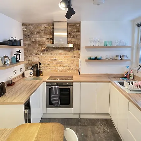 Holiday home The Bolthole, A Cosy, Contemporary Cottage!